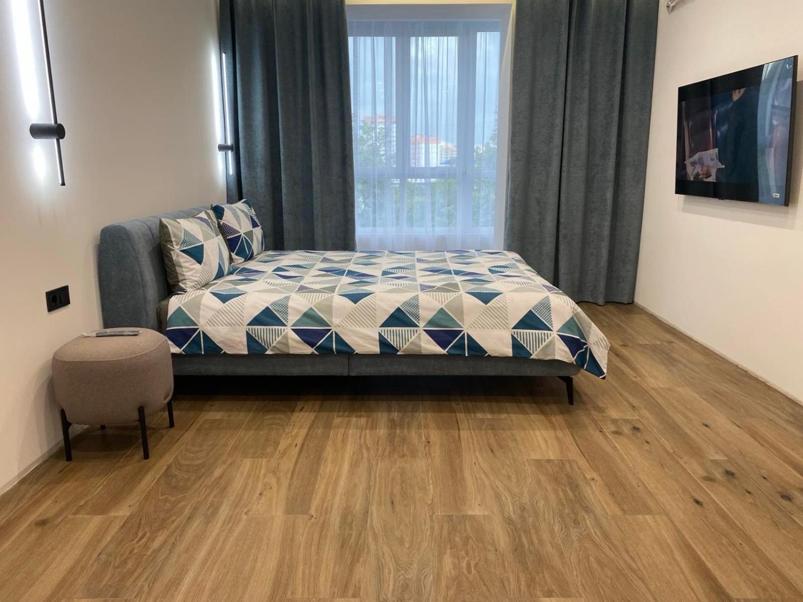 Апартаменти В Районі Автовокзалу Поблизу Обласноі Лікарні Жк Great House Ρίβνε Εξωτερικό φωτογραφία
